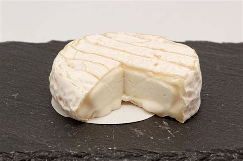 Pelardon Raw Goat Cheese - approx 60g